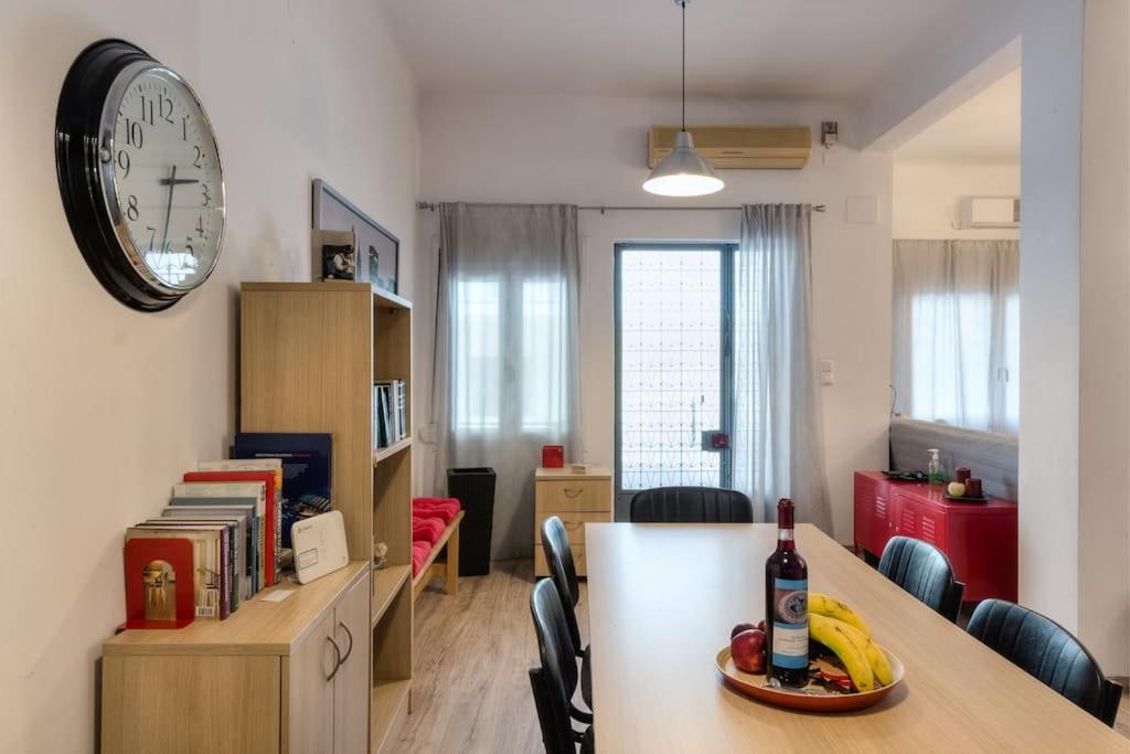Renovated, Open And Functional Old City House Iraklio Exteriér fotografie